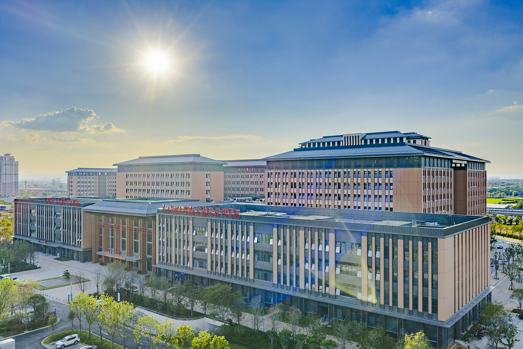 南方醫(yī)科大學(xué)南方醫(yī)院贛州醫(yī)院 (2).jpg